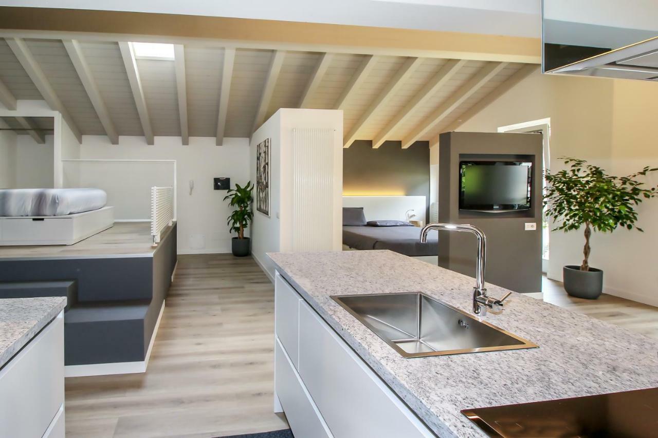 Sofi Apartment Chiavenna Buitenkant foto